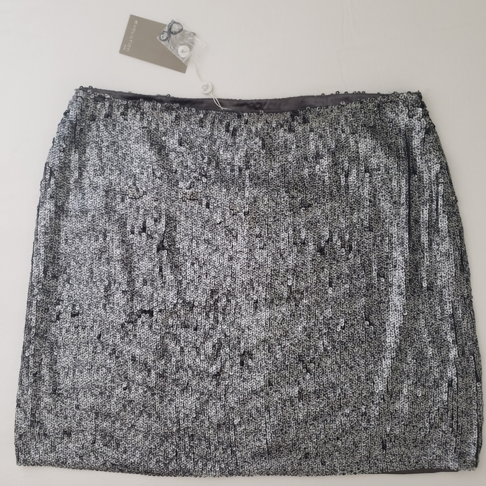Evolution gunmetal gray sequin plus size mini skirt XL